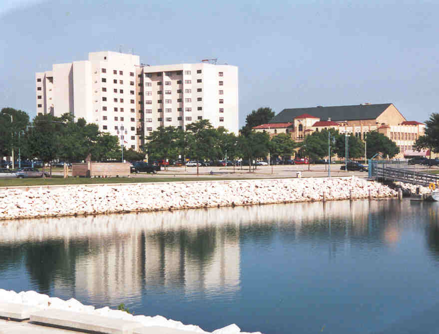 lakeside senior housing